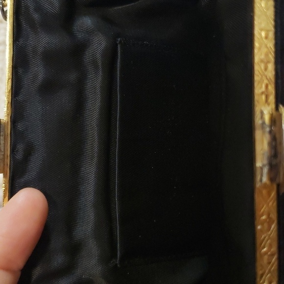 Beautiful vintage hand stitch mini purse - Picture 6 of 15